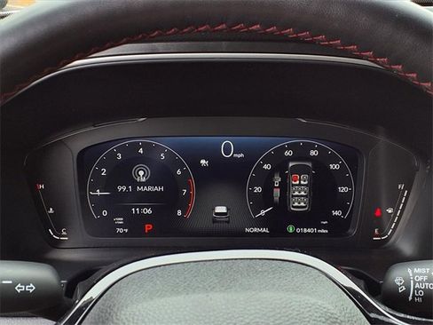 Certified 2025 Honda Pilot Black Edition image 16