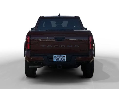 Used 2025 Toyota Tacoma TRD Off-Road image 4