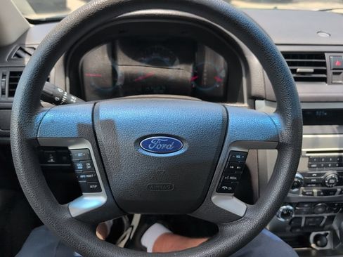 Used 2012 Ford Fusion SE FWD image 14