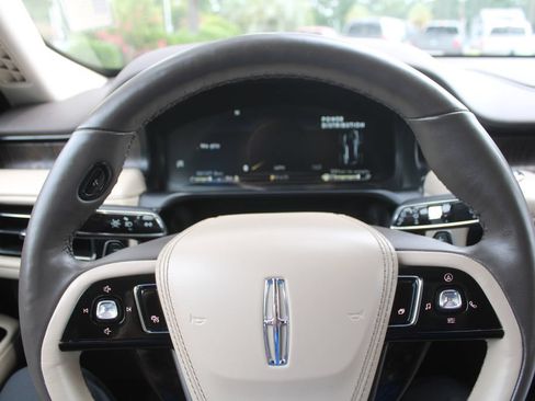 Used 2021 Lincoln Aviator Reserve w/ Equipment Group 201A AWD/4WD image 34