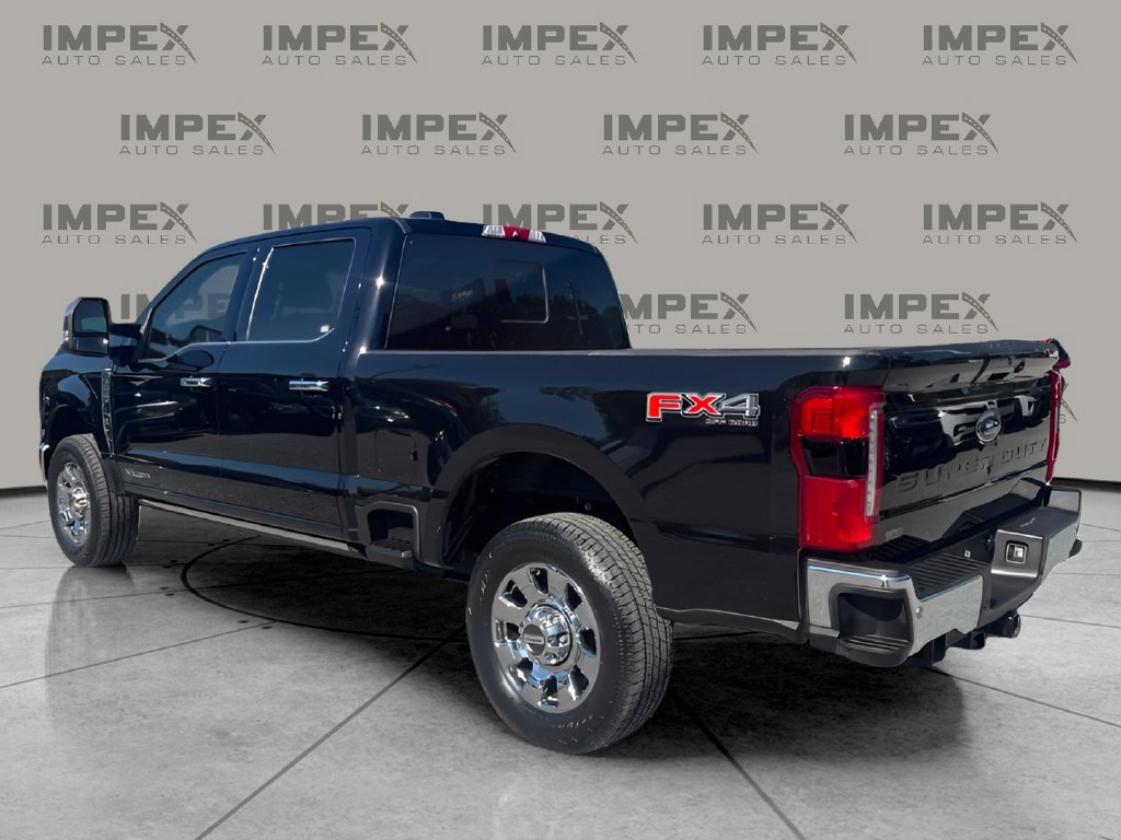 Used 2025 Ford F350 Lariat w/ Lariat Ultimate Package AWD/4WD image 3