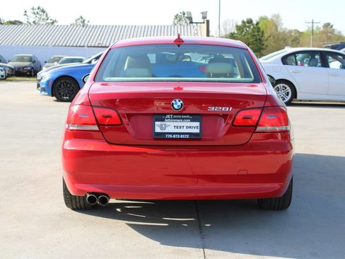 Used 2009 BMW 328i Coupe image 6