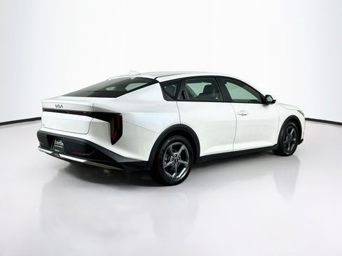 Used 2025 Kia K4 FWD image 9