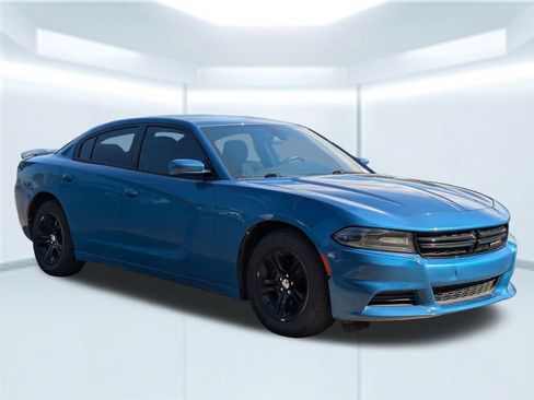 Used 2020 Dodge Charger SXT image 8