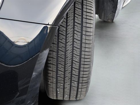 Certified 2023 Toyota Corolla LE image 40