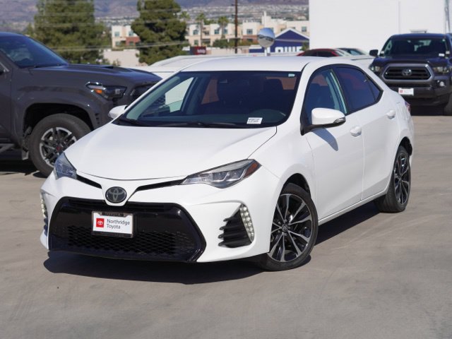Used 2017 Toyota Corolla SE FWD image 3