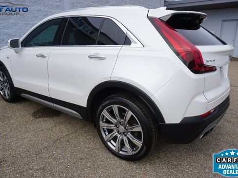 Used 2019 Cadillac XT4 Premium Luxury w/ Technology Package FWD image 8