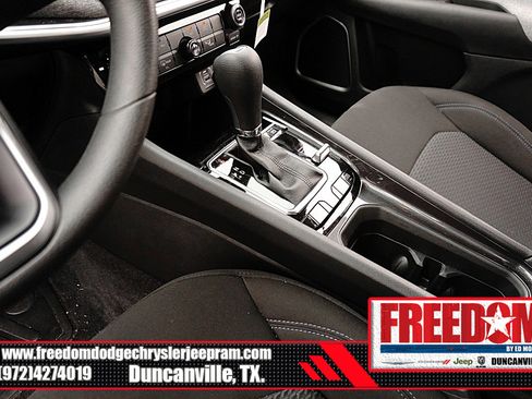 New 2025 Jeep Compass Sport image 34