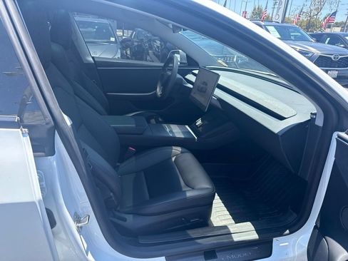 Used 2024 Tesla Model 3 Long Range AWD/4WD image 15