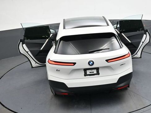 Used 2024 BMW iX xDrive50 w/ Premium Package image 41