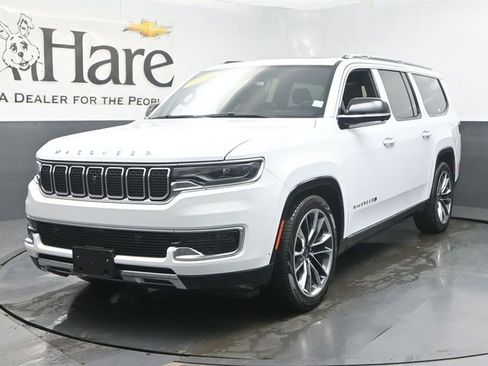 Used 2023 Jeep Wagoneer L Series III w/ Premium Group I AWD/4WD image 35