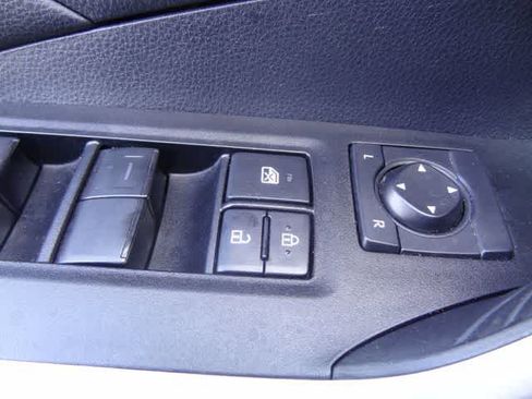 Certified 2025 Toyota RAV4 LE AWD/4WD image 13