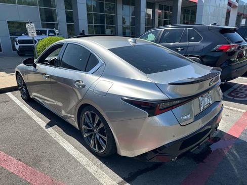 Used 2022 Lexus IS 350 F Sport RWD image 3