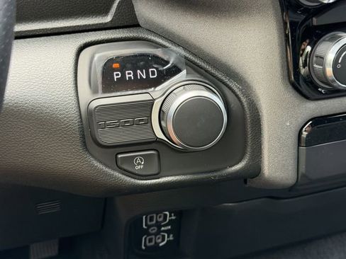 New 2026 RAM 1500 Express image 24