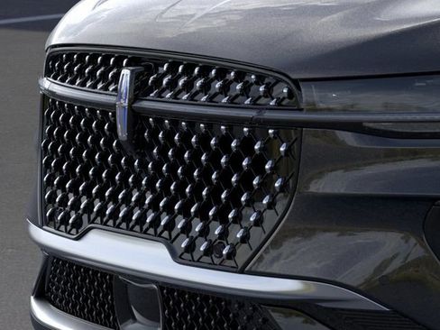 New 2026 Lincoln Nautilus Premier image 19