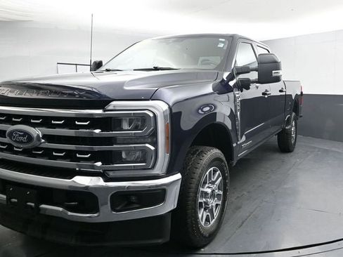 Used 2024 Ford F250 Lariat AWD/4WD image 4
