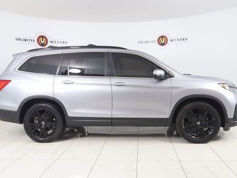 Used 2021 Honda Pilot Special Edition image 2