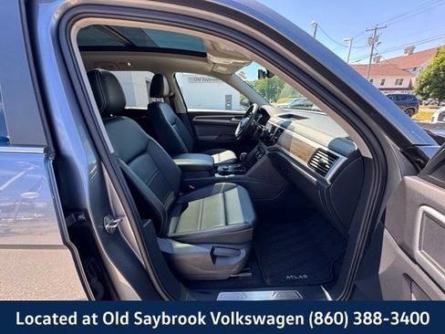 Certified 2023 Volkswagen Atlas SE w/ Panoramic Sunroof Package AWD/4WD image 29