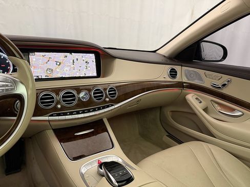 Used 2015 Mercedes-Benz S 550 4MATIC Sedan image 23