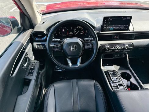 Used 2025 Honda Pilot EX-L image 21