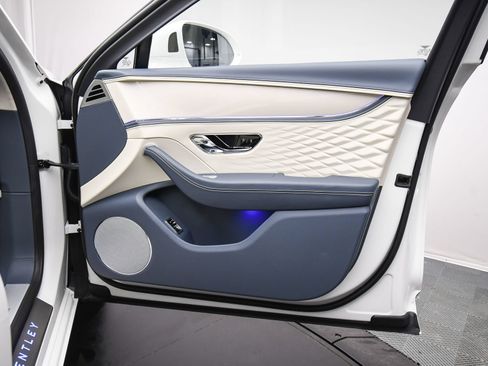 New 2026 Bentley Flying Spur Plug-In Hybrid AWD/4WD image 42