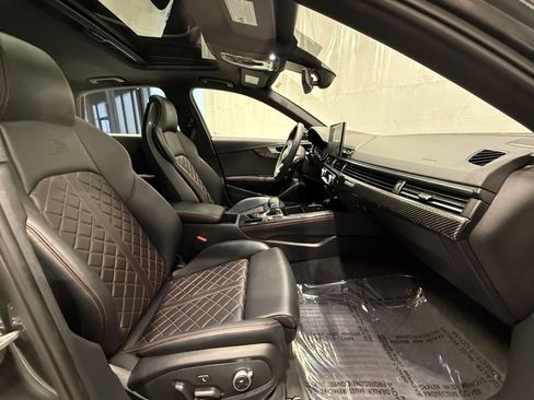 Used 2024 Audi S4 Premium Plus image 36