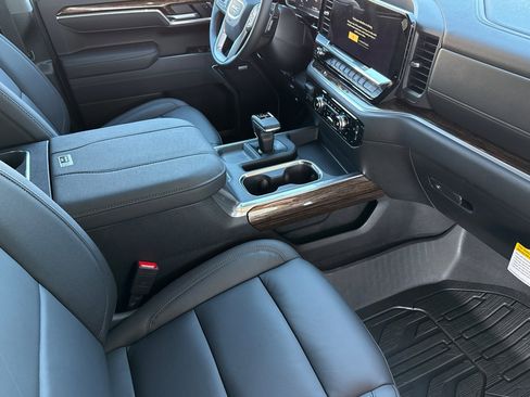 New 2026 GMC Sierra 1500 Elevation w/ Elevation Premium Package image 16