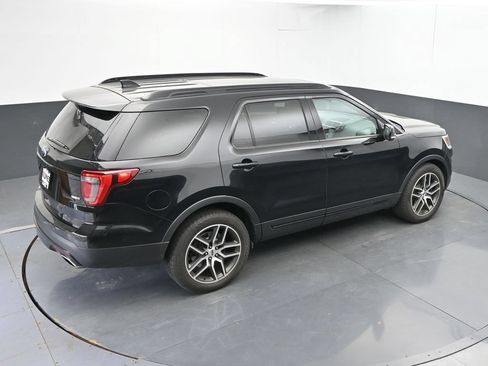 Used 2017 Ford Explorer Sport AWD/4WD image 13