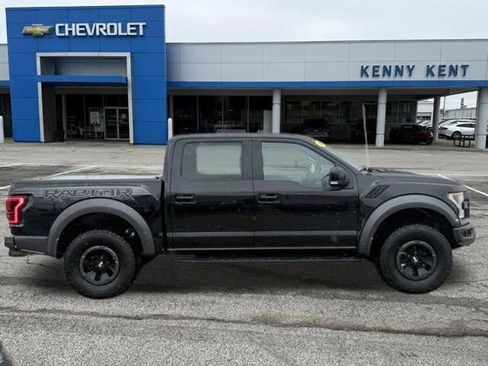 Used 2018 Ford F150 Raptor w/ Equipment Group 802A Luxury AWD/4WD image 3