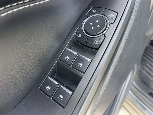 Used 2020 Ford Explorer ST image 21