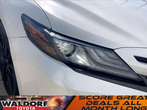 Used 2022 Toyota Camry XSE w/ Navigation Package image 33