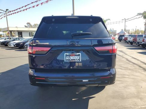 New 2026 Toyota Sequoia Platinum image 4