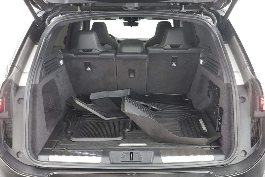 Used 2024 Land Rover Range Rover Sport AWD/4WD image 18