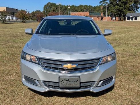 Used 2017 Chevrolet Impala LT image 8