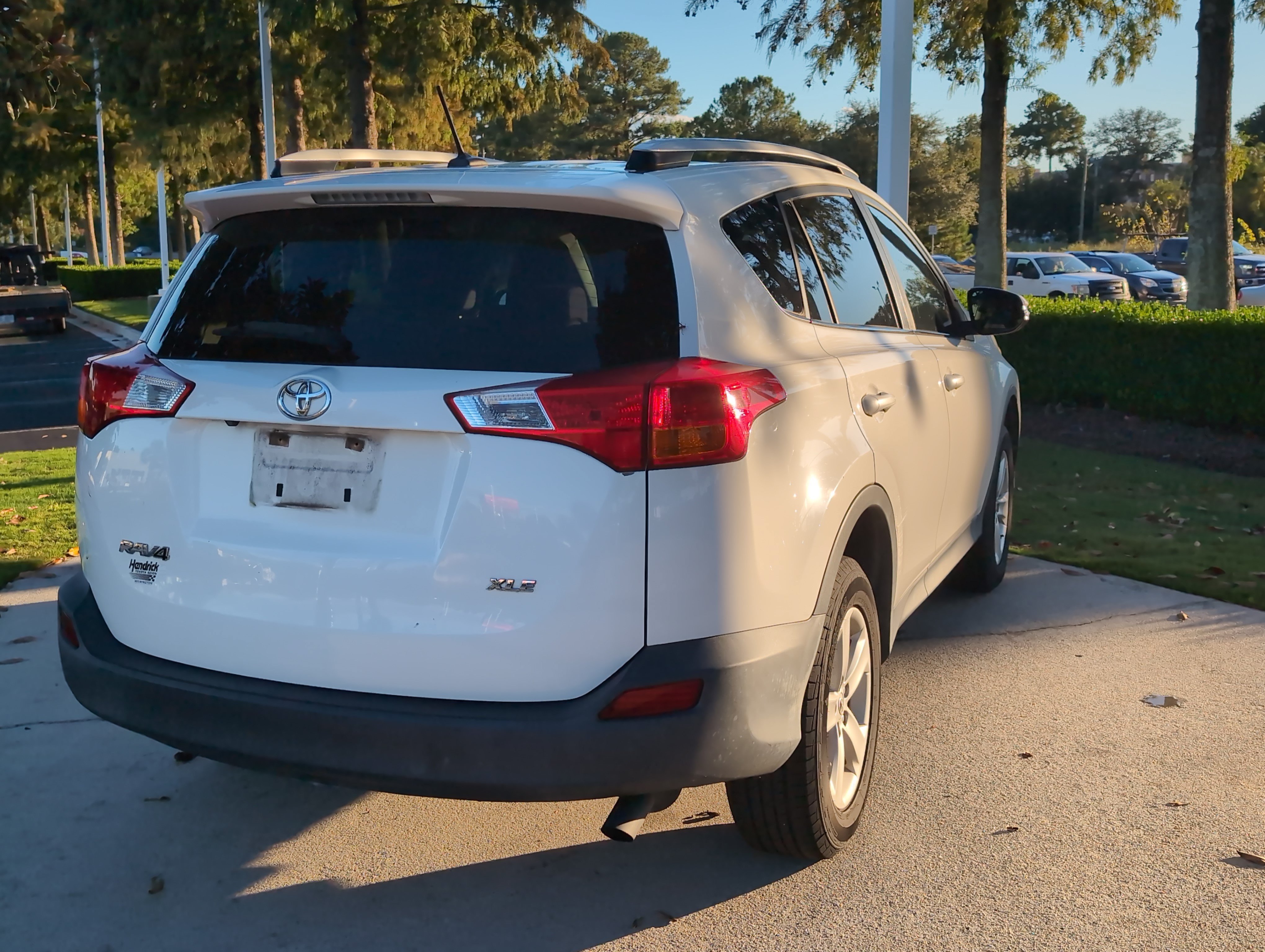 Used 2014 Toyota RAV4 XLE FWD image 10