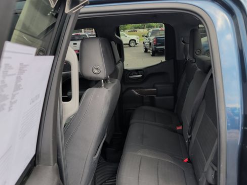 Used 2019 GMC Sierra 1500 Elevation w/ Elevation Value Package AWD/4WD image 12