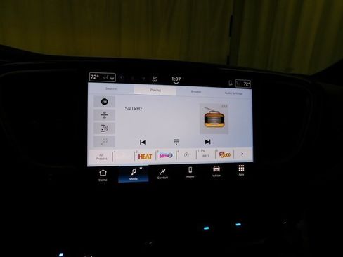 New 2026 Chrysler Pacifica Select image 29