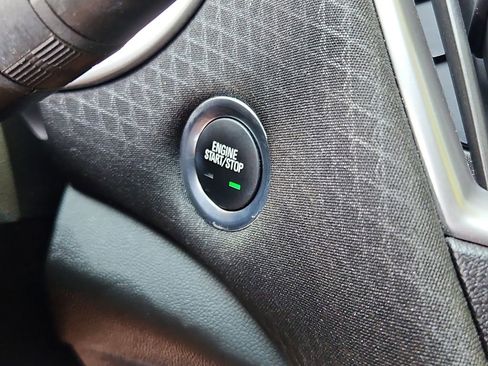 Used 2025 Chevrolet Malibu LT FWD image 16