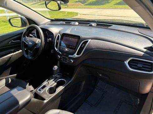 Used 2020 Chevrolet Equinox Premier AWD/4WD image 11