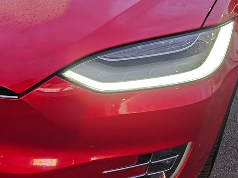Used 2020 Tesla Model X Performance image 12