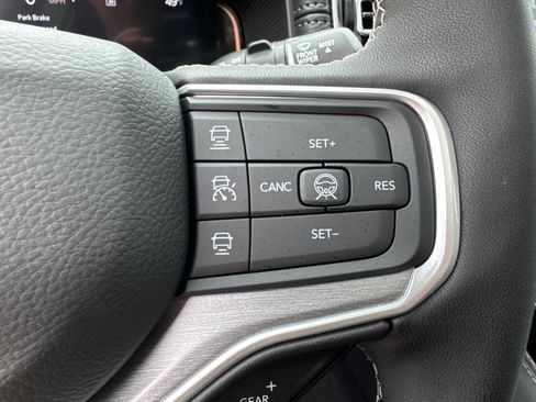 New 2026 Jeep Grand Wagoneer Upland image 34