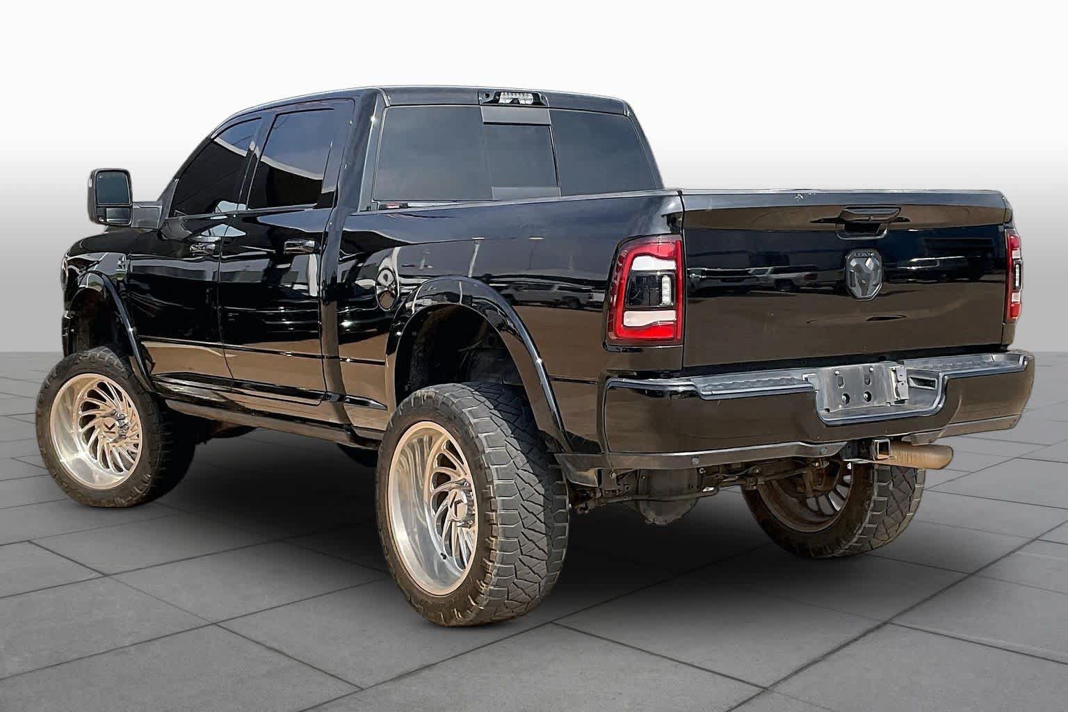 Used 2023 RAM 2500 Limited AWD/4WD image 13