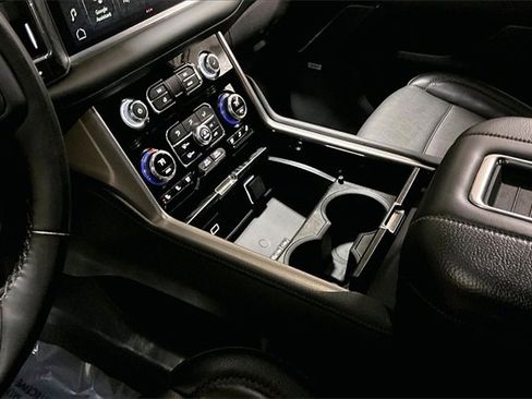 Certified 2024 GMC Yukon Denali w/ Max Trailering Package image 33