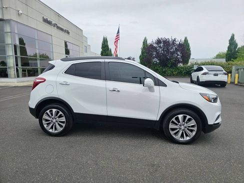 Used 2019 Buick Encore Preferred AWD/4WD image 8