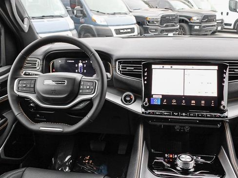 New 2026 Jeep Grand Wagoneer L 4WD image 14