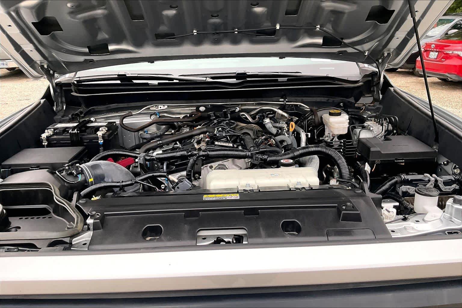 Used 2024 Toyota Tacoma SR5 AWD/4WD image 31