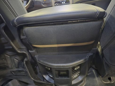 Used 2022 RAM 2500 Big Horn image 36