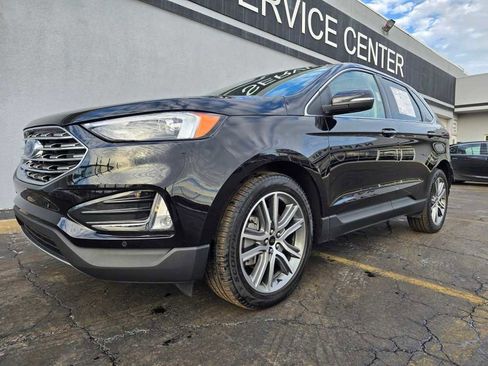 Used 2024 Ford Edge Titanium image 5