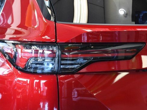 New 2026 Mitsubishi Outlander ES AWD/4WD image 11