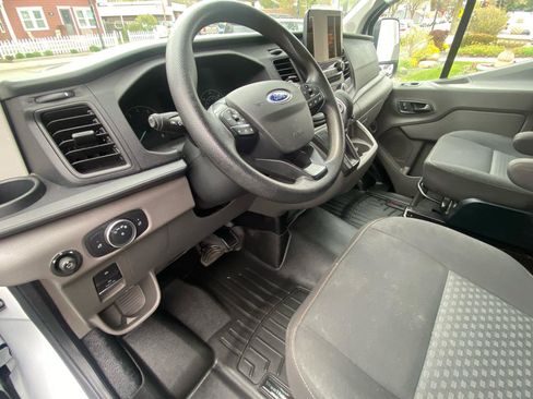 Used 2021 Ford Transit 250 Low Roof RWD image 16